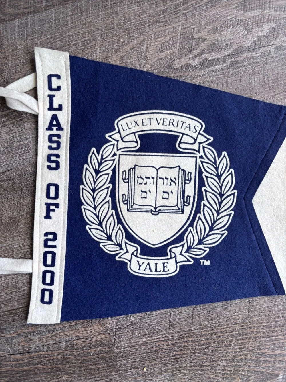 Rare! Vintage Class of 2000 Yale University Navy & White Felt Pennant